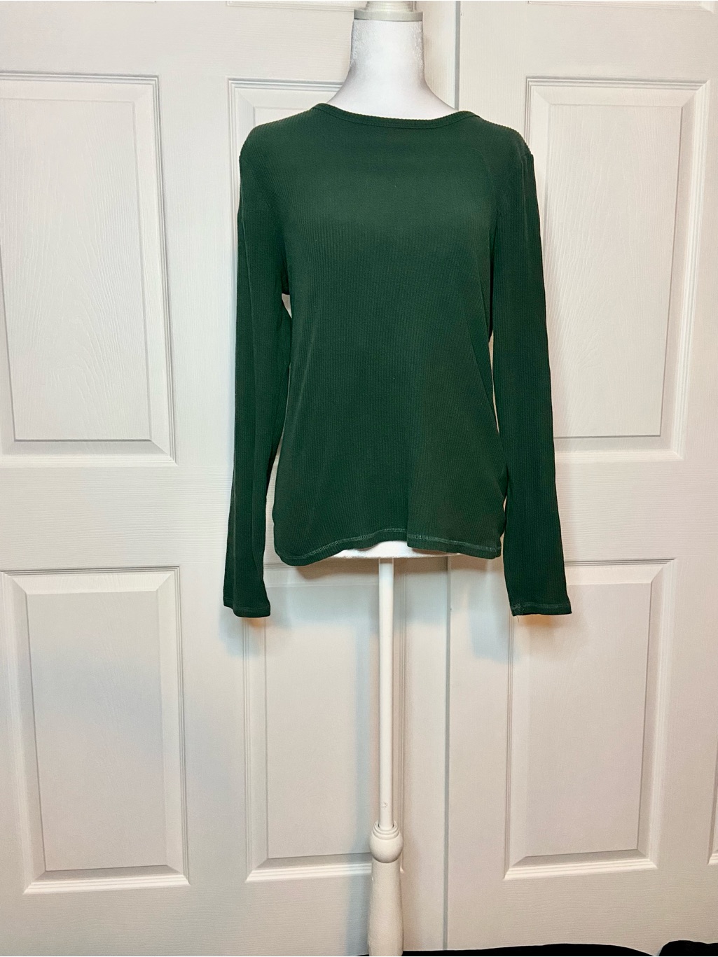 Ribbed Long Sleeve Crewneck